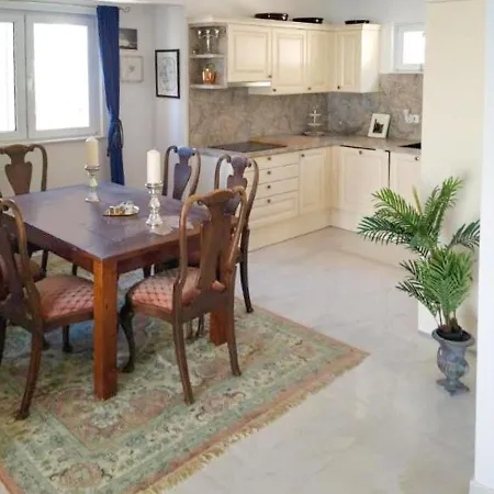 In Near Beaches * Makarska