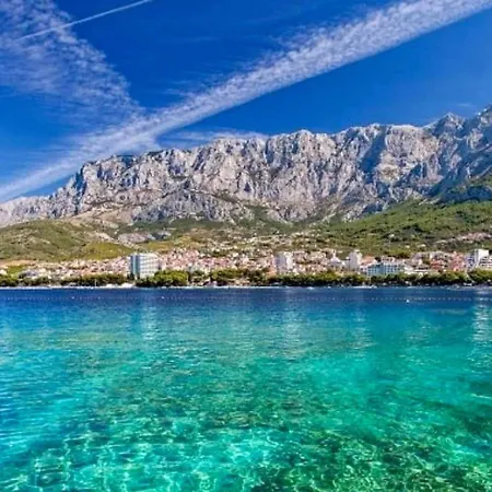 In Near Beaches Apartment *