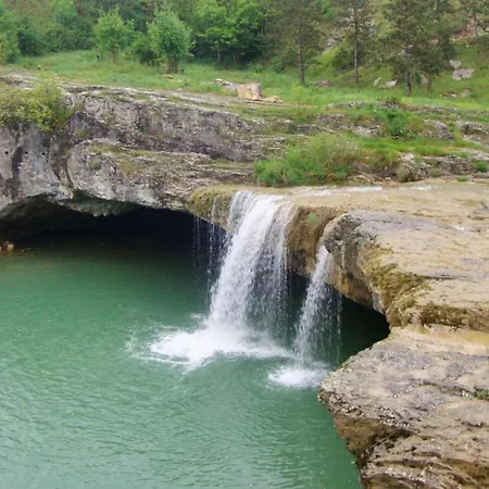 In Near Beaches Apartment