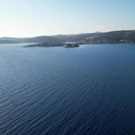 In Near Beaches Apartment *